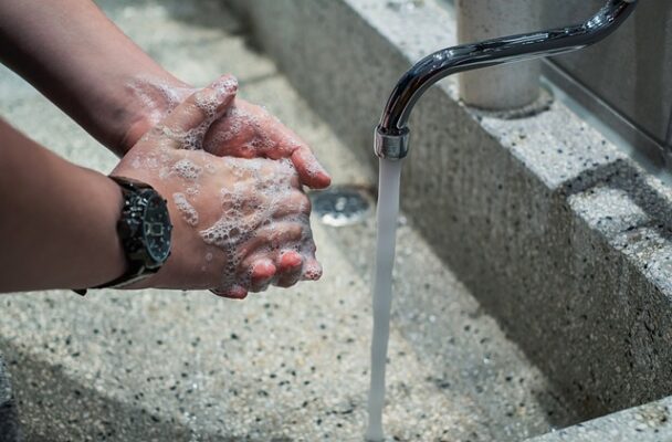 lavarse las manos protege de enfermedades